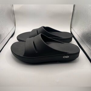 OOFOS Women's Black Slide Sandals